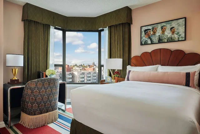 غرفة بسرير كينج، Graduate by Hilton Seattle 3/4