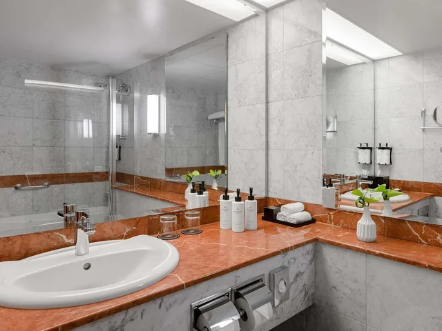 غرفة كلاسيكية بسريرين منفصلين، Sofitel Victoria Warsaw 7/10