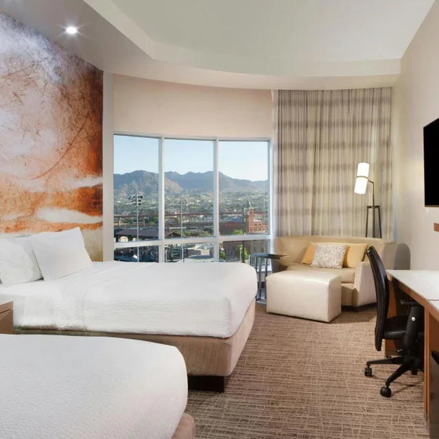 Room, 2 Queen Beds, Stadium View، Hotel Courtyard By Marriott el Paso Downtown Convention Center 2/5