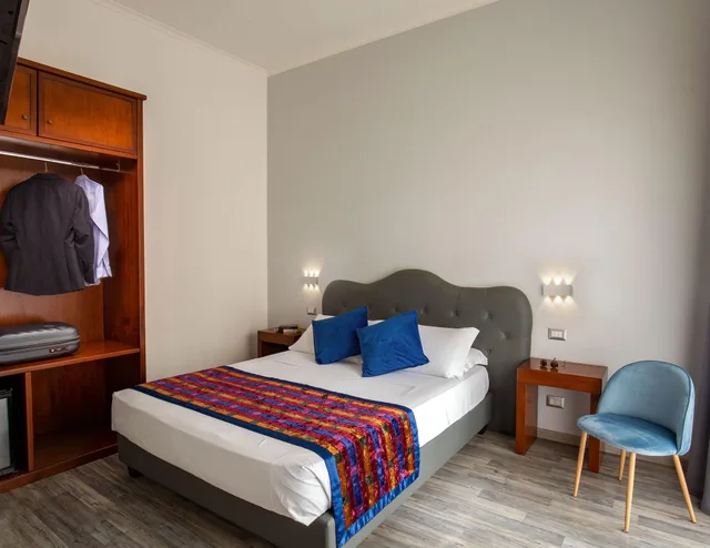 غرفة أساسية ثلاثية، Prima Guest House Collection 1/10