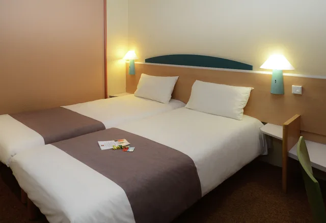 غرفة سوبيريور بسرير مزدوج وسرير فردي، IBIS CHARLEROI CENTRE GARE 4/7