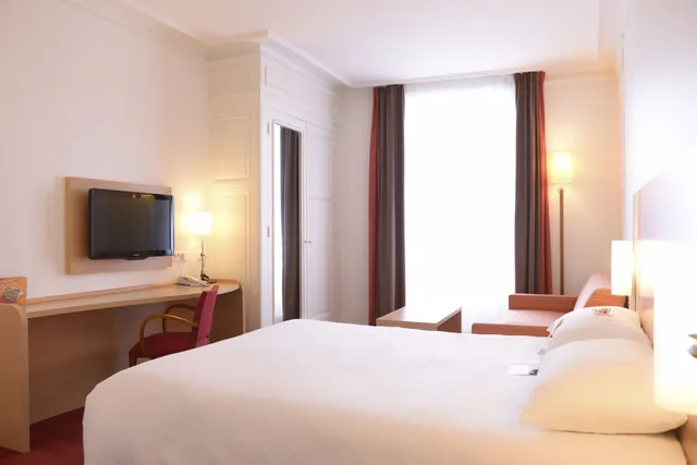 غرفة سوبيريور بسرير مزدوج مع أريكة، Ibis Lyon Centre Perrache Hotel 4/8