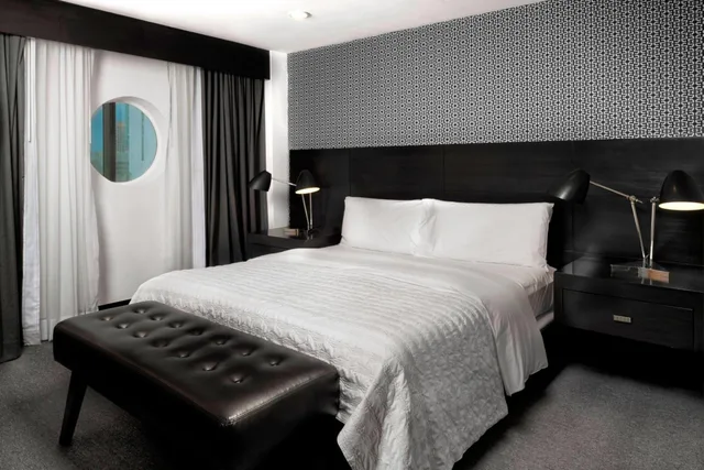 1 Bedroom, Master, Executive, Suite, King Bed, Sofa، Le Meridien Hotel Mexico City 7/10