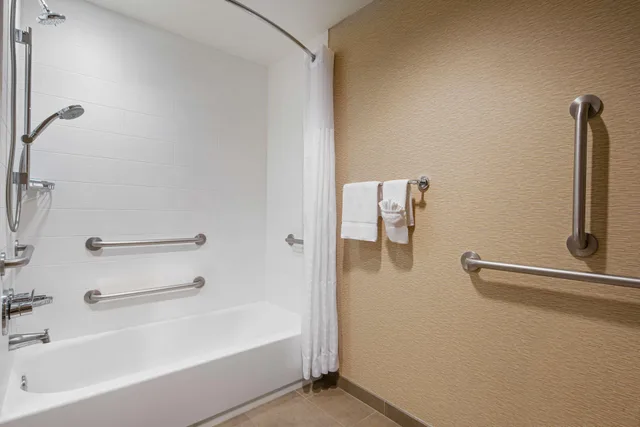 استوديو بسرير كينج، Homewood Suites Springfield Va 2/2