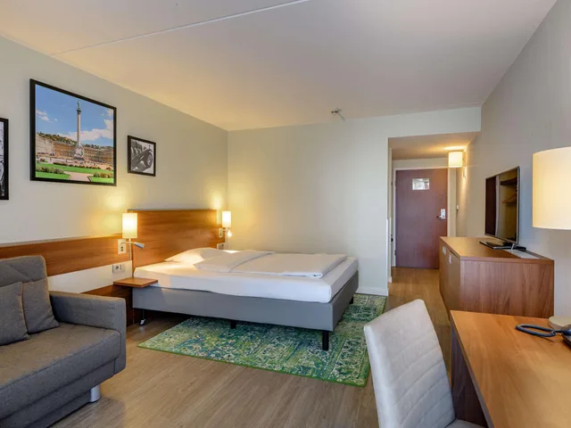 Standard, Queen Bed, Mercure Hotel Stuttgart Sindelfingen an der Messe 3/6
