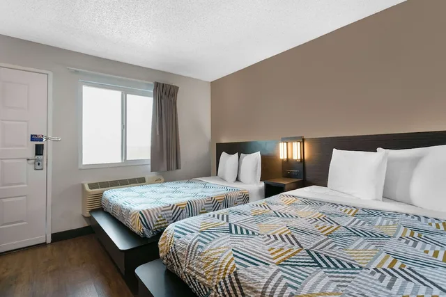 غرفة ديلوكس بسريرين مزدوجين للمدخنين، Motel6 Merced, CA - North 2/5