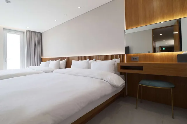 Secret, Club, Suite, La Terrace Resort 1/2