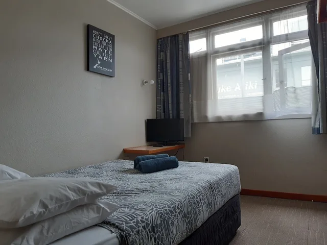 غرفة بسرير مزدوج بحمام مشترك، Ariki Backpackers 1/6