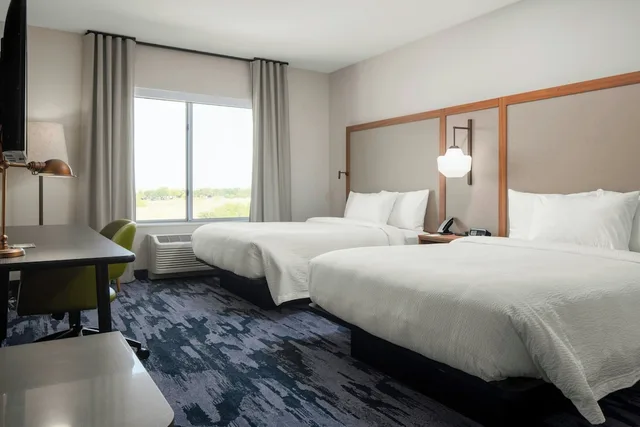 غرفة بسرير كوين بإطلالة على المدينة لذوي الإعاقة، Fairfield Inn Suites Dallas Dfw Airport North Irving 1/4