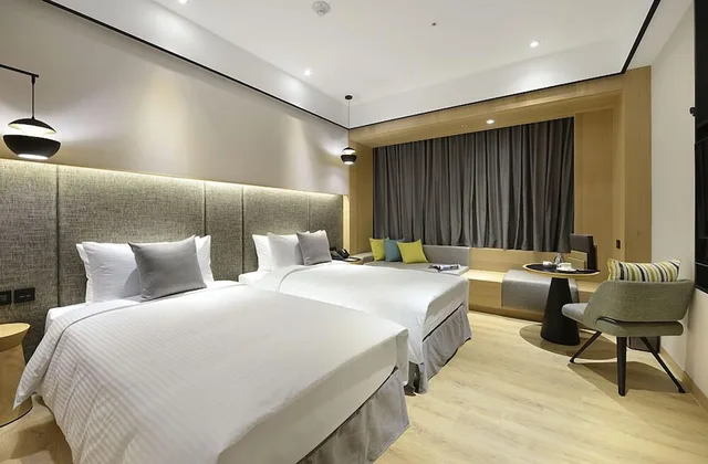Deluxe, Twin Beds, Museum View، Evergreen Palace Hotel Chiayi 3/6