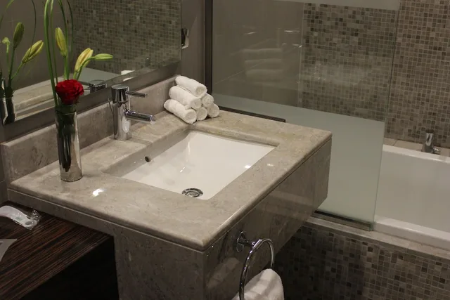جناح بسرير كينج بغرفة نوم واحدة، هوليداي إن بوابة جدة(Holiday Inn Jeddah Gateway) 4/11