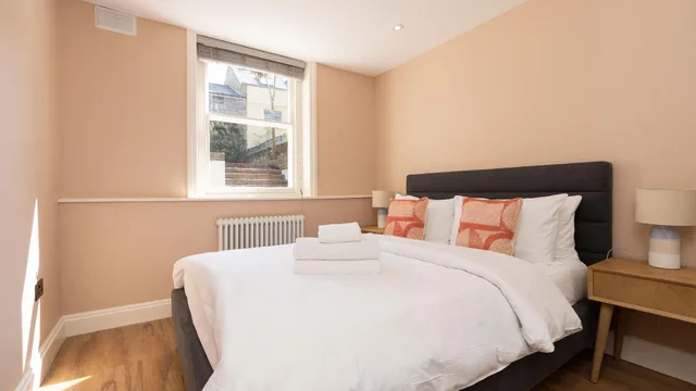 1 Bedroom, Apartment, Private Garden، Lamington Apartments 1/2