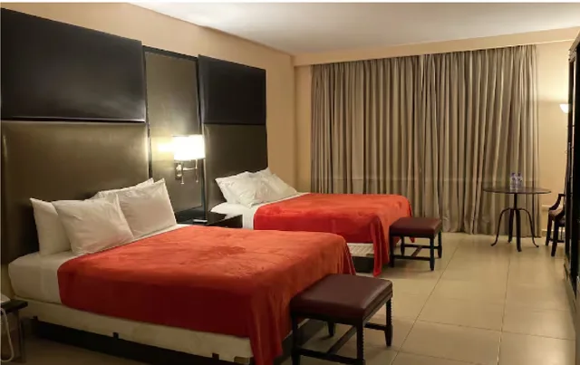 غرفة قياسية رباعية، Ramada by Wyndham Princess Santo Domingo 1/3