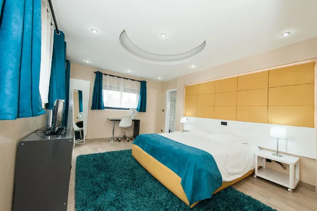 غرفة قياسية، Hotel Phenix 1/2