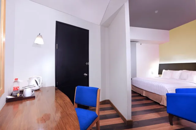 غرفة بريميير ديلوكس بسرير مزدوج، Aston Palembang Hotel and Conference Center 2/3