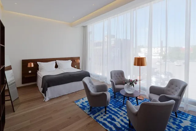 جناح عائلي، PM & Vanner Hotel 1/1