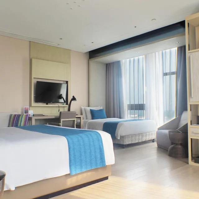 جناح ديلوكس بسرير كينج، NOVOTEL SHANGHAI CLOVER 2/5