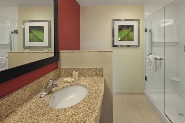 Room, Quadruple, Accessible, Courtyard Philadelphia Coatesville/Exton 3/3