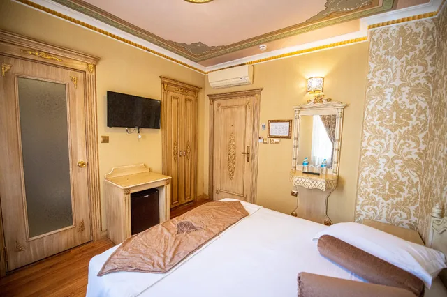 غرفة بسرير مزدوج، Kaftan Hotel 1/2