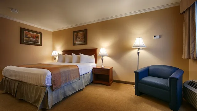 غرفة قياسية بسرير كوين لذوي الإعاقة، Best Western Clermont 2/5