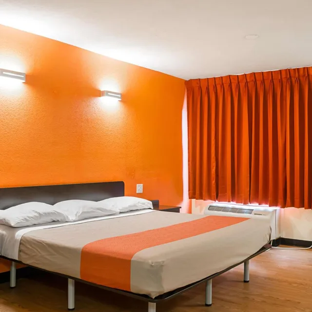غرفة بسرير كينج، Motel6 New Orleans, LA - Near Downtown 4/10
