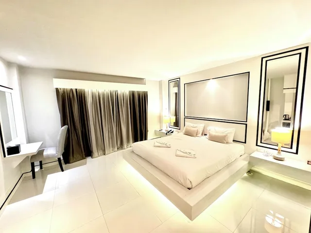 غرفة سوبيريور بسرير كينج بحوض استحمام، De Coze Hotel 4/10