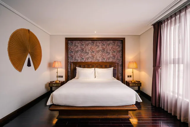 غرفة بريميير بسرير كوين، Le Jardin Hotel Haute Couture 1/2