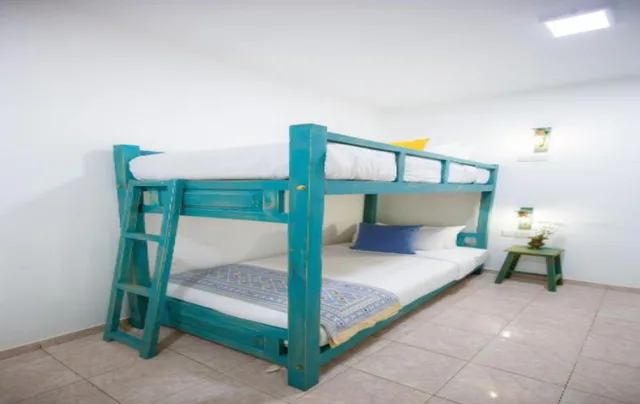 سكن مشترك مختلط بثلاثة أسرّة، Moi Galle Fort 1/1