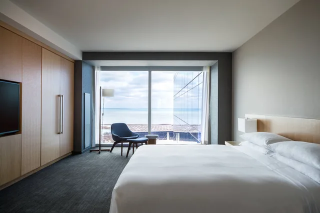 جناح تنفيذي بسرير كينج، MARRIOTT MARQUIS CHICAGO 1/5