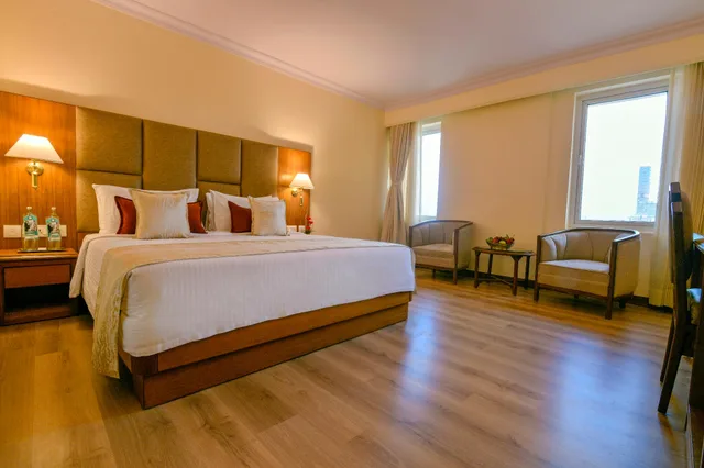 جناح، Peerless Inn Kolkata 1/2