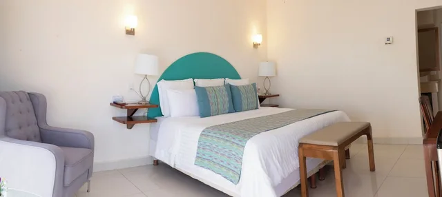 غرفة سوبيريور بسرير كينج، The Westmarine Waterfront Hotel 4/5