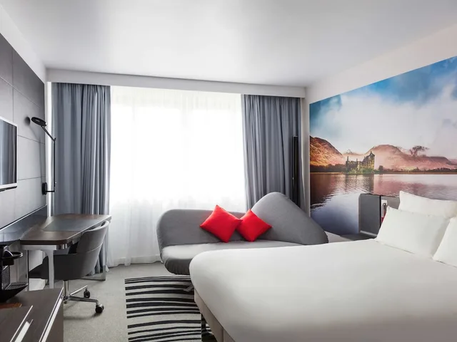 غرفة سوبيريور بسرير كوين مع أريكة، NOVOTEL EDINBURGH CENTRE 2/8