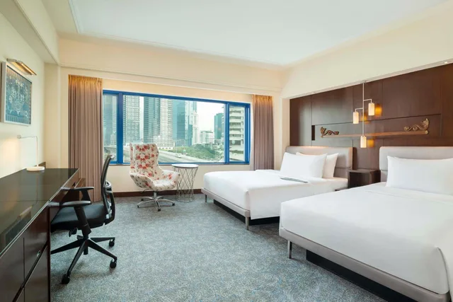 غرفة بريميير بسريرين منفصلين، LE MERIDIEN JAKARTA 1/5