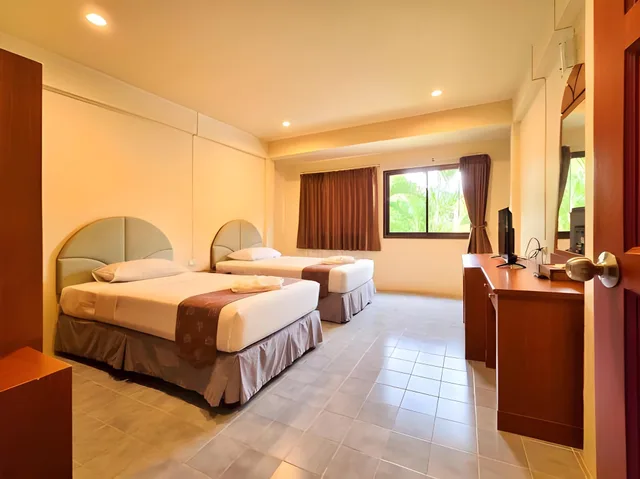 Bungalow, Pool Side، New Travel Beach Resort 1/2