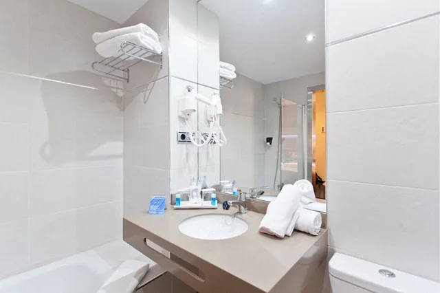 غرفة بسرير مزدوج أو سريرين منفصلين، Porcel Sabica Hotel 4/4