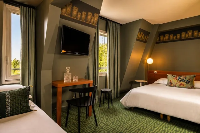 غرفة سوبيريور ثلاثية بسرير مزدوج وسرير فردي بغرفة نوم واحدة، L Hotel 3/10
