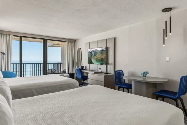 غرفة قياسية بسريرين كوين بإطلالة جزئية على البحر بمطبخ، Nautilus Inn 8/10