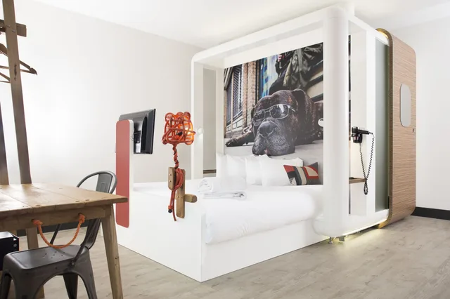 غرفة سوبيريور بسرير كينج، The Corner London City 1/1