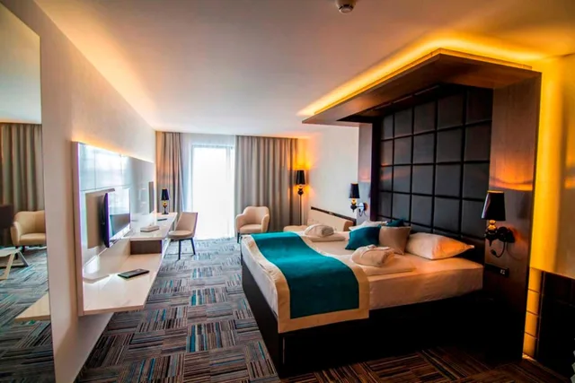 Deluxe, Double or Twin Bed, Balcony, Hotel Hills Sarajevo Congress Termal Spa Resort 3/3