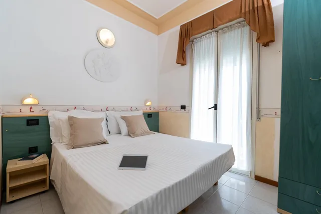 غرفة قياسية بسرير مزدوج أو سريرين منفصلين، Hotel Estense 1/4