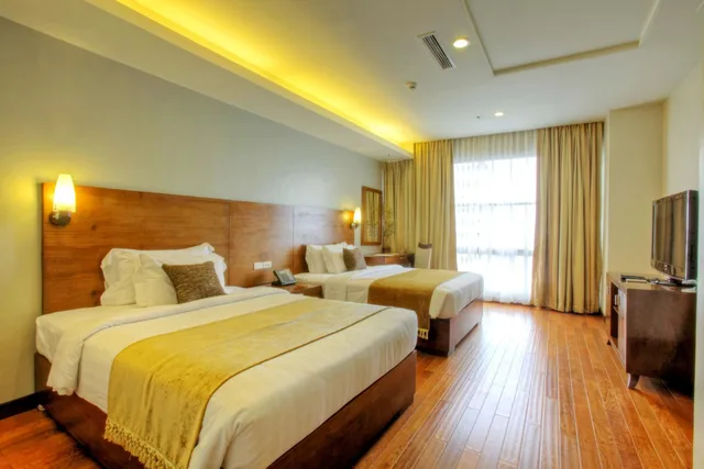 Deluxe, Double or Twin Bed, Armada Hotel Manila 3/3