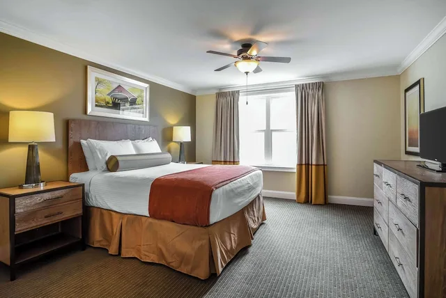 جناح بسرير كينج مع أريكة لذوي الإعاقة، Bluegreen Vacations South Mountain, an Ascend Collection Resort 3/7