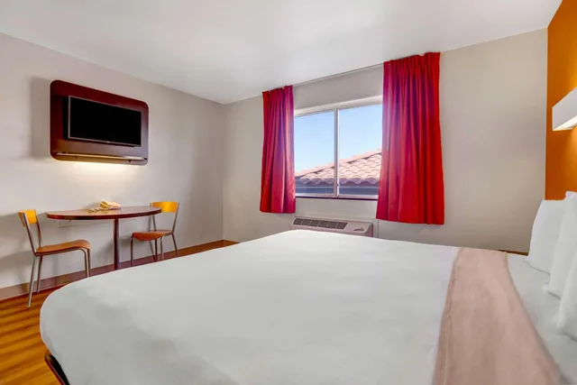 جناح ديلوكس، Americas Best Value Inn Apache Junction 1/7