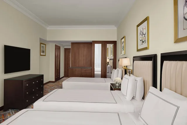 Classic, Triple, 3 Beds, City View, Swissotel Al Maqam Makkah 3/10