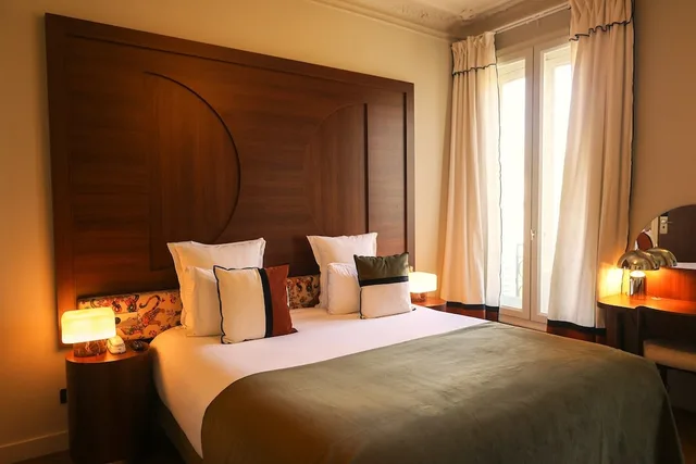 غرفة سوبيريور بسرير كوين، HOTEL D'ARGENSON 2/9