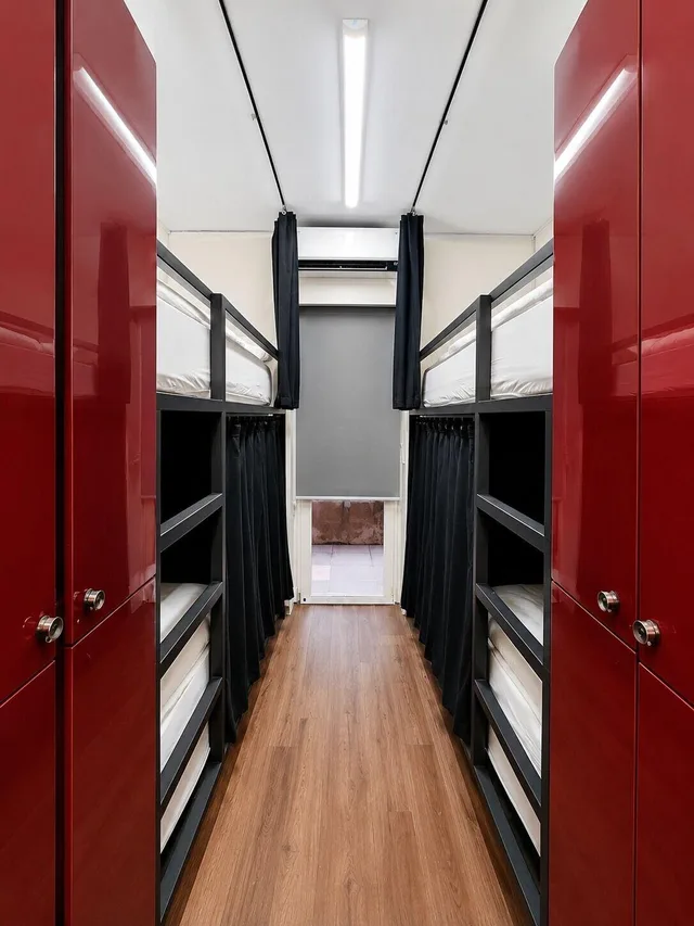 سكن مشترك مختلط أساسي، The Central House Istanbul Taksim 1/1