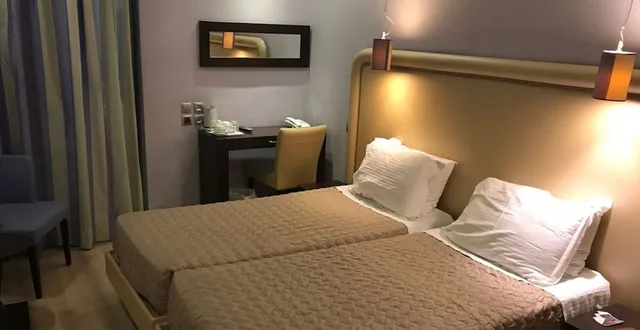 غرفة قياسية بسرير مزدوج بإطلالة جزئية على البحر، Olympic Palladium Hotel 1/1