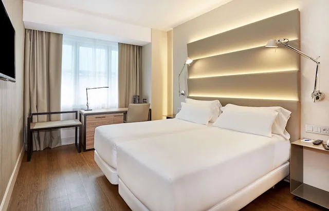 غرفة قياسية، Hotel NH Sants Barcelona 1/10