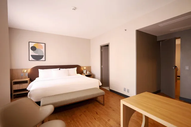 جناح بسرير كوين، Clarion Hotel Faria Lima 4/6
