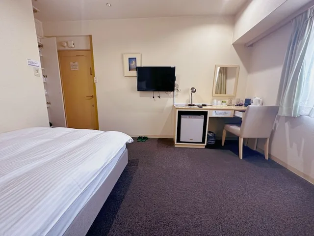 Semi Room, Double Bed, Smoking، Nissei Hotel Fukuoka 4/11